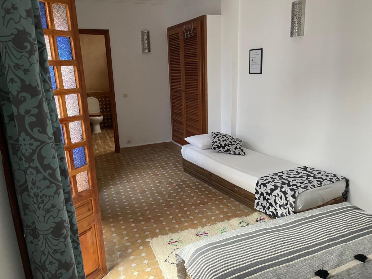 Riad Aicha Asilah Bagian luar foto