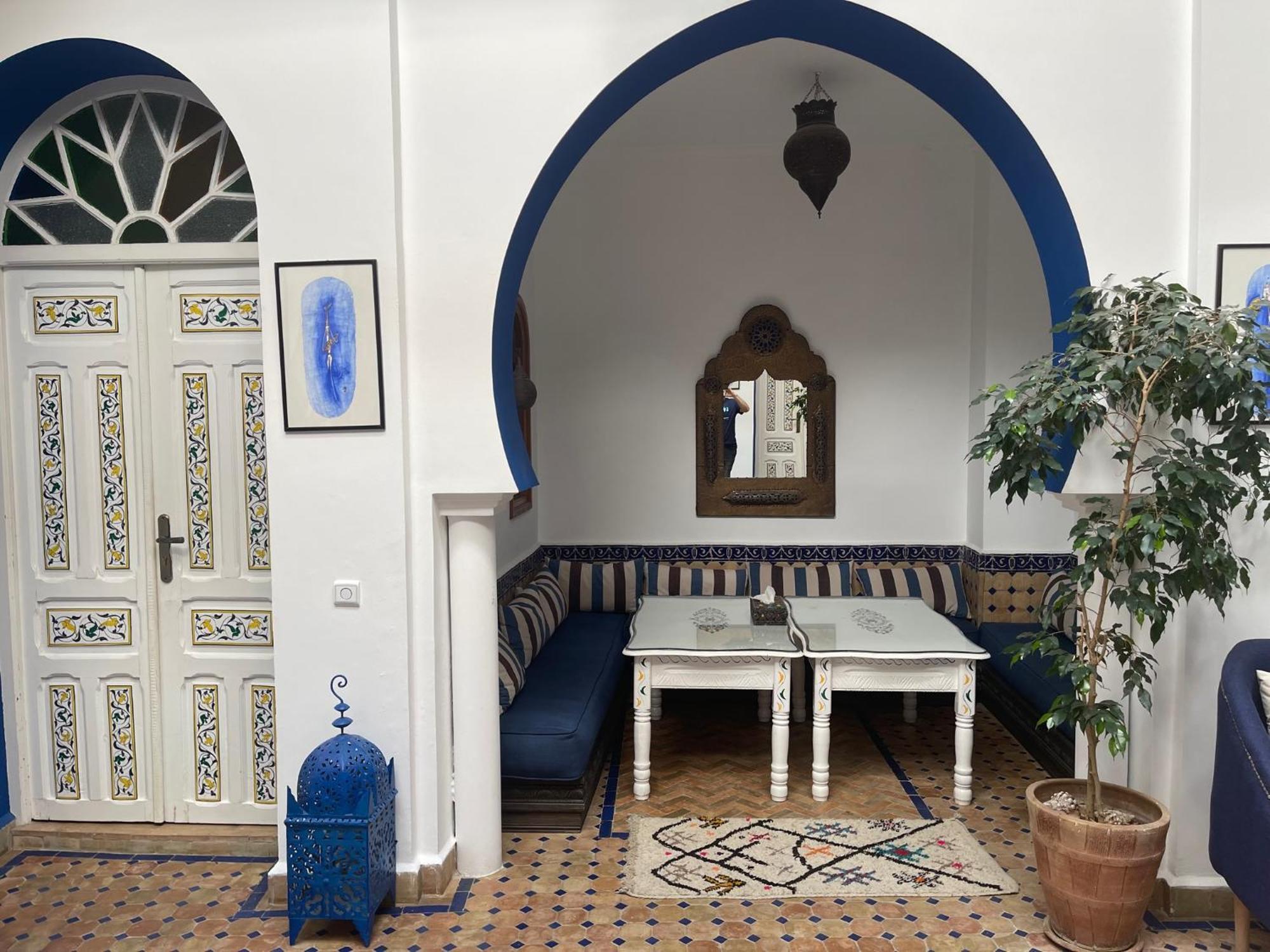 Riad Aicha Asilah Bagian luar foto