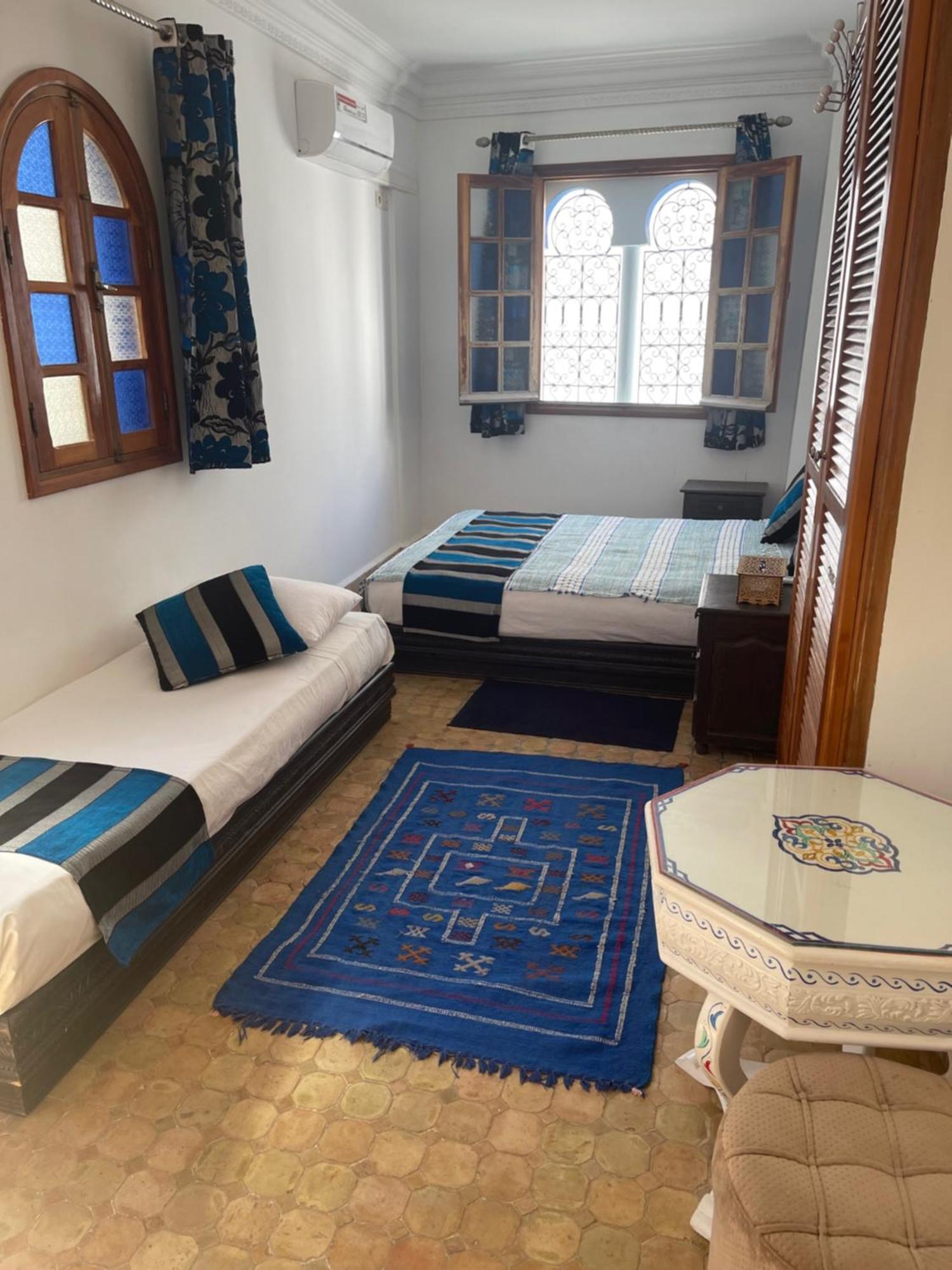 Riad Aicha Asilah Bagian luar foto