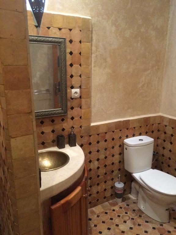 Riad Aicha Asilah Bagian luar foto
